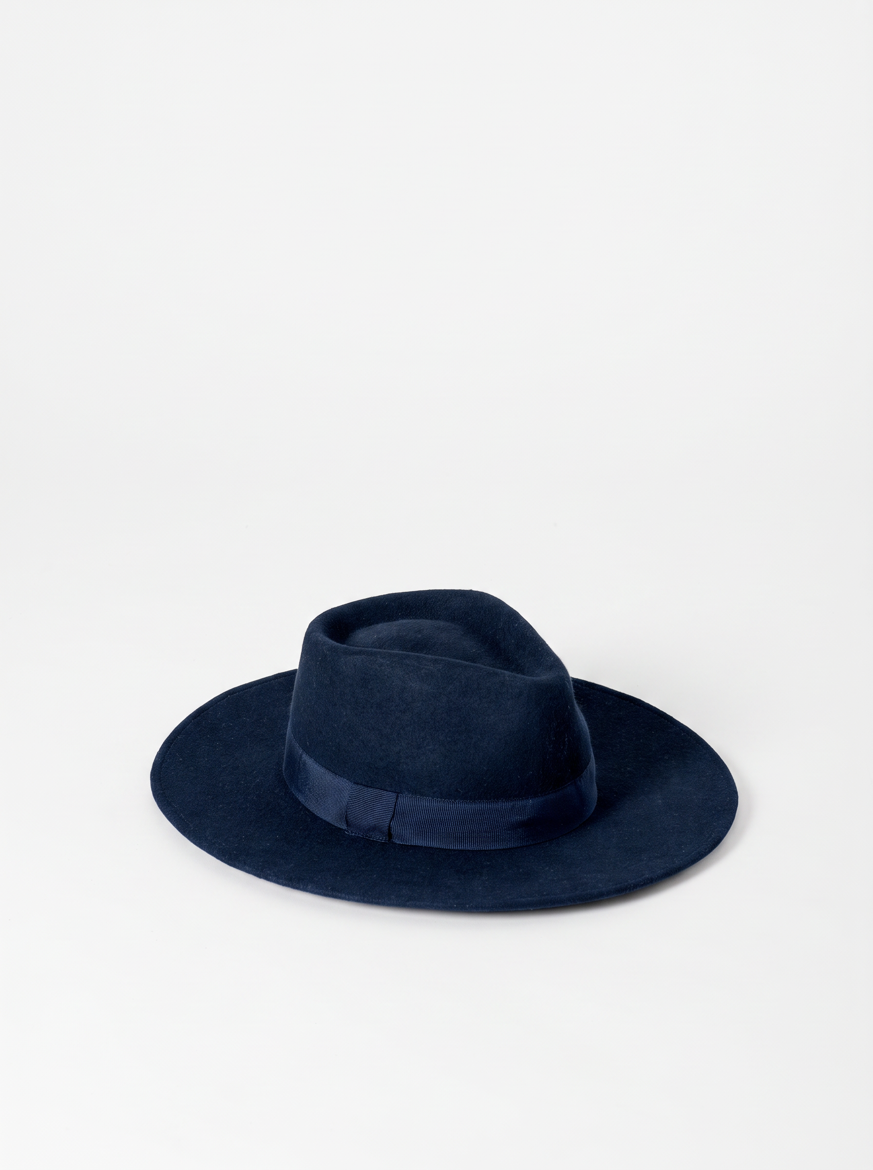 Cappello a tesa larga in feltro