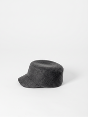 Cappello in feltro con visiera