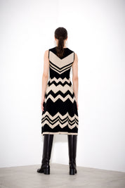 Sleeveless chevron dress