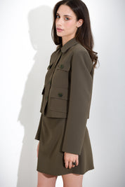 Giacca cropped in fluido diagonale