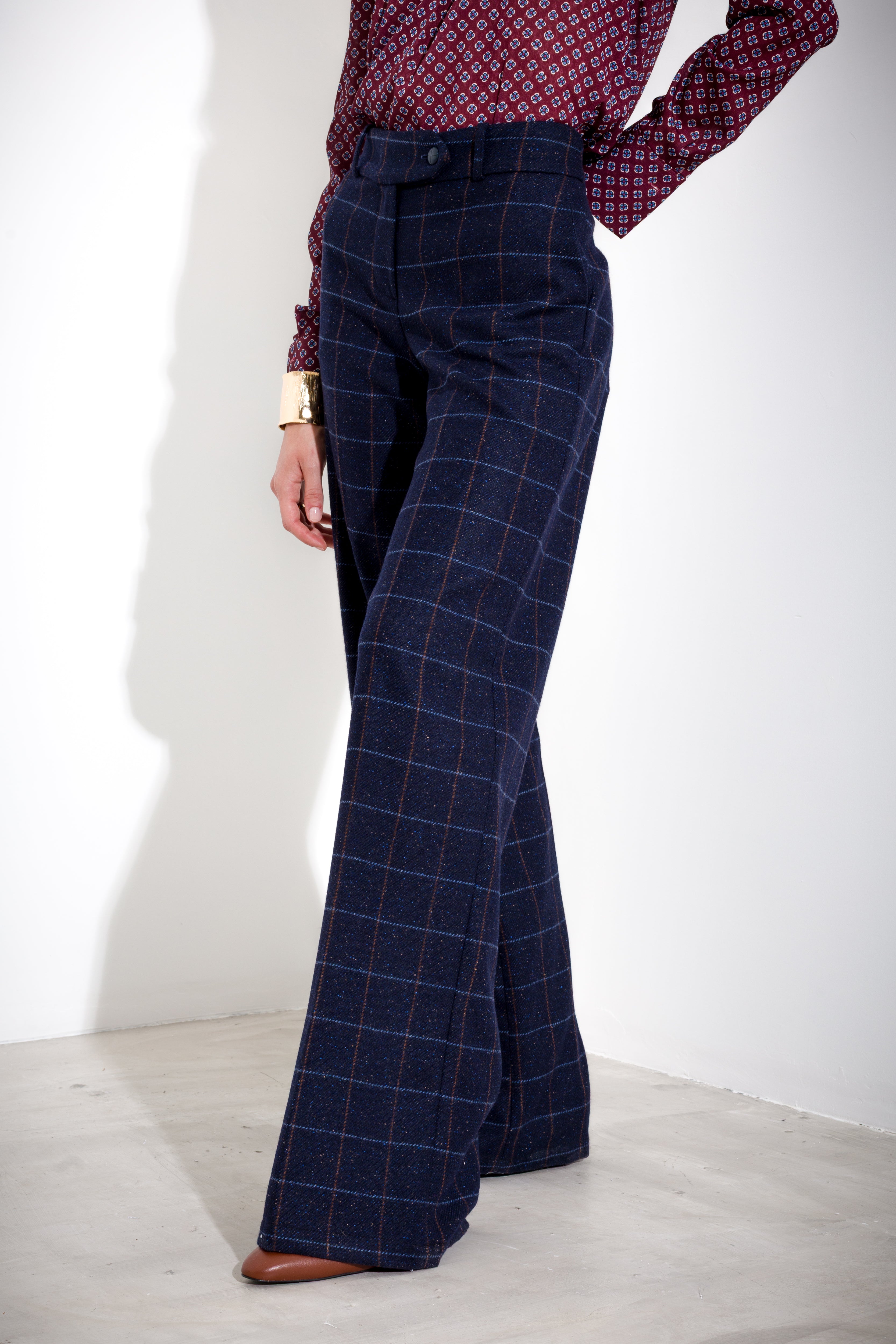 Straight-leg trousers in wool and silk check