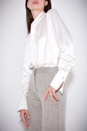 Blusa nodo in raso