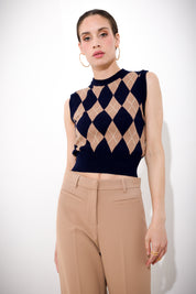 Sleeveless diamond vest