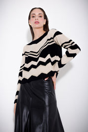 Long-sleeved chevron shirt