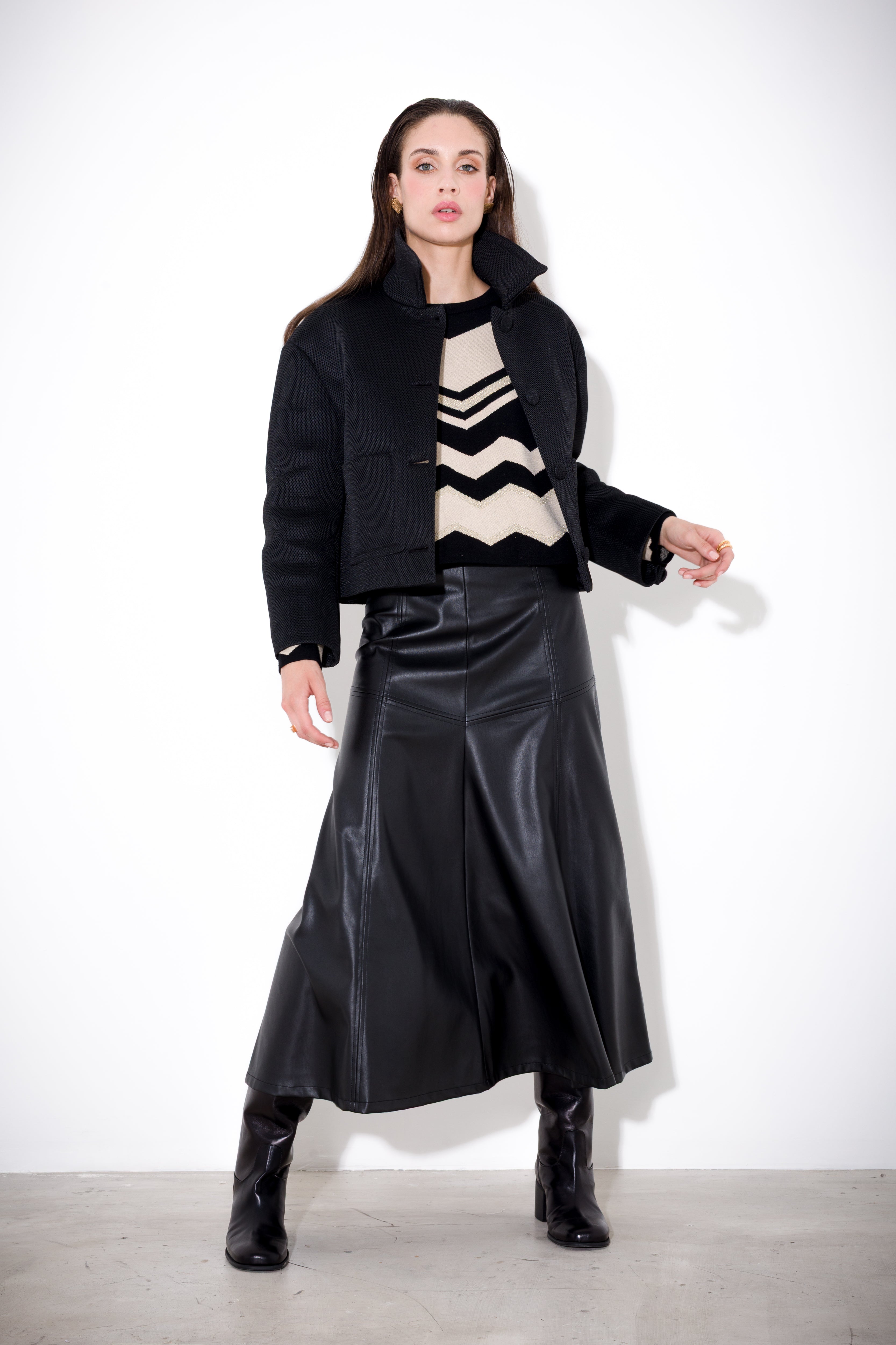 Short jacket in double mesh