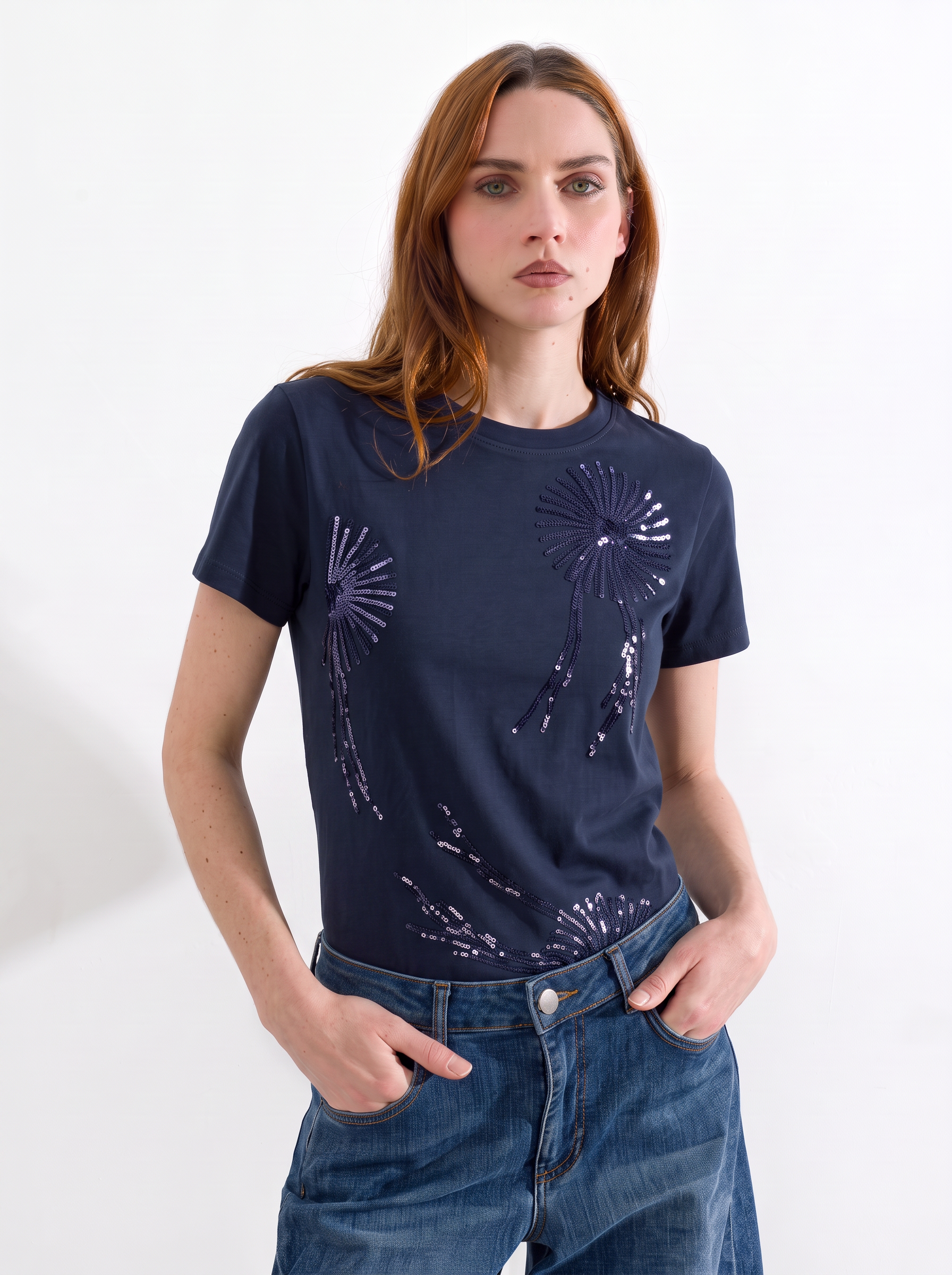 T-Shirt con dettagli paillettes