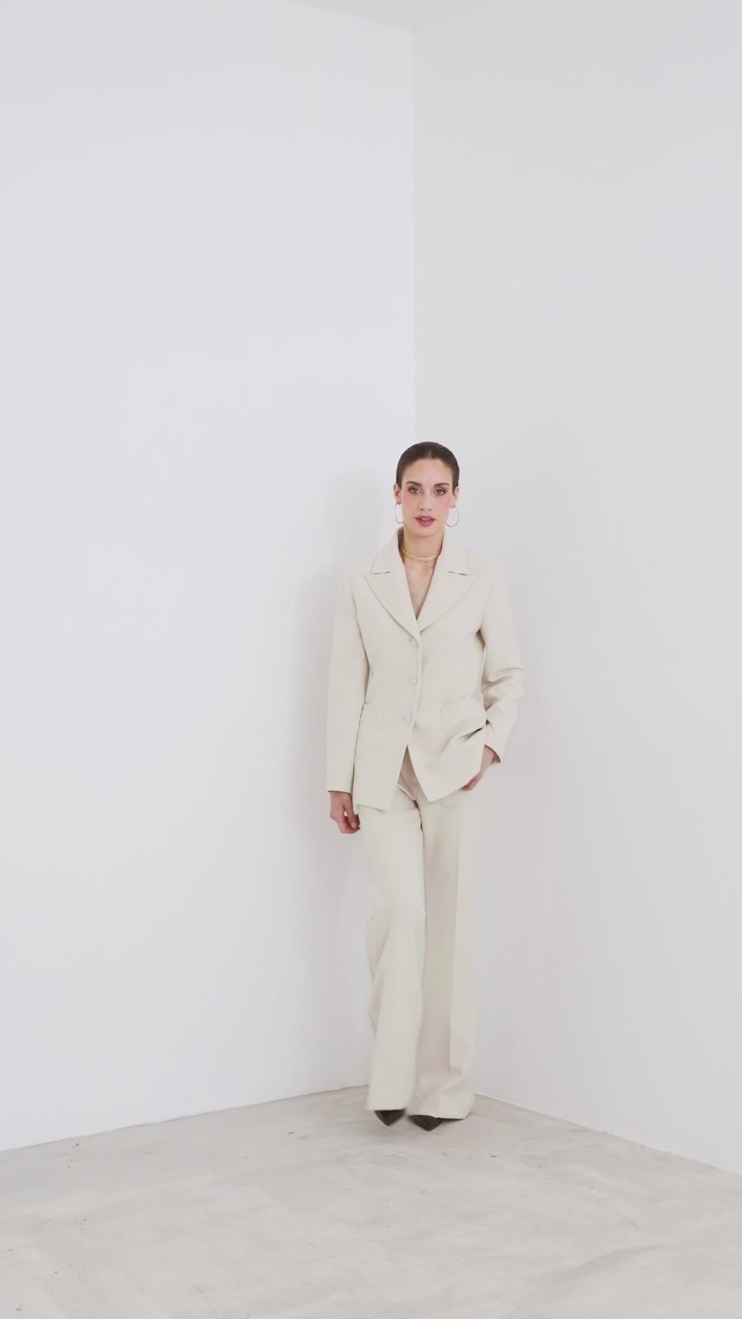 Double crepe flared trousers