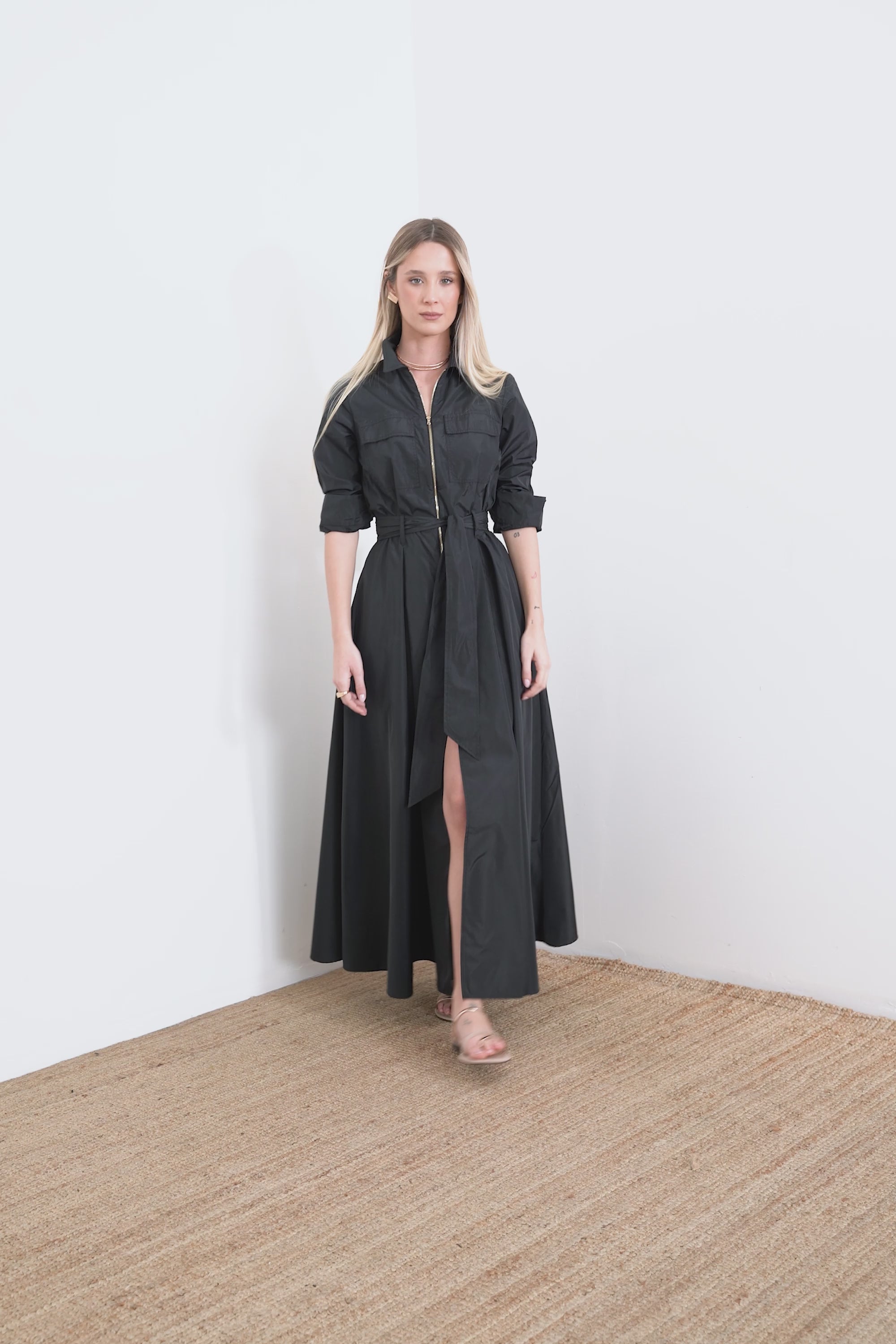 Long dress in lightweight taffeta
