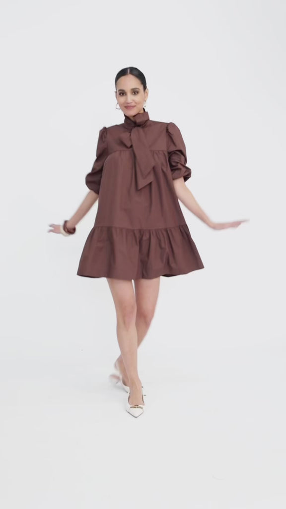 Abito corto con fiocco | Uncategorized da donna