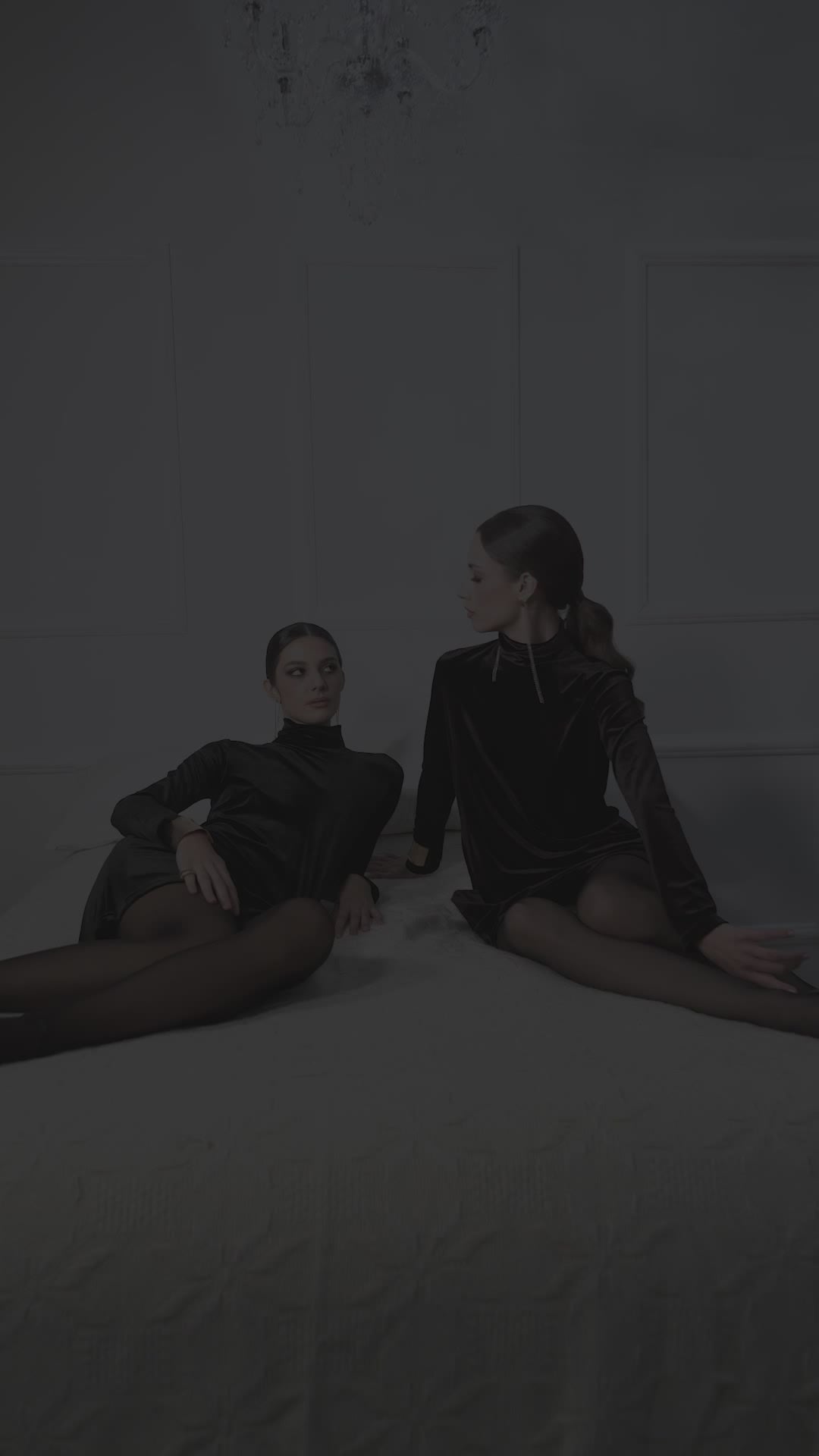 Abito corto in velluto ciniglia