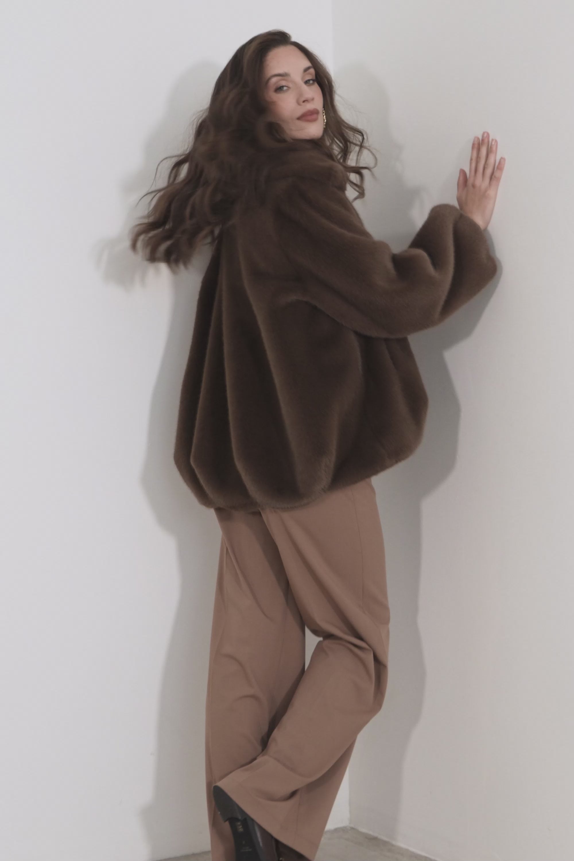 Crew neck diamond sweater