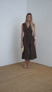 Cotton dress with sash