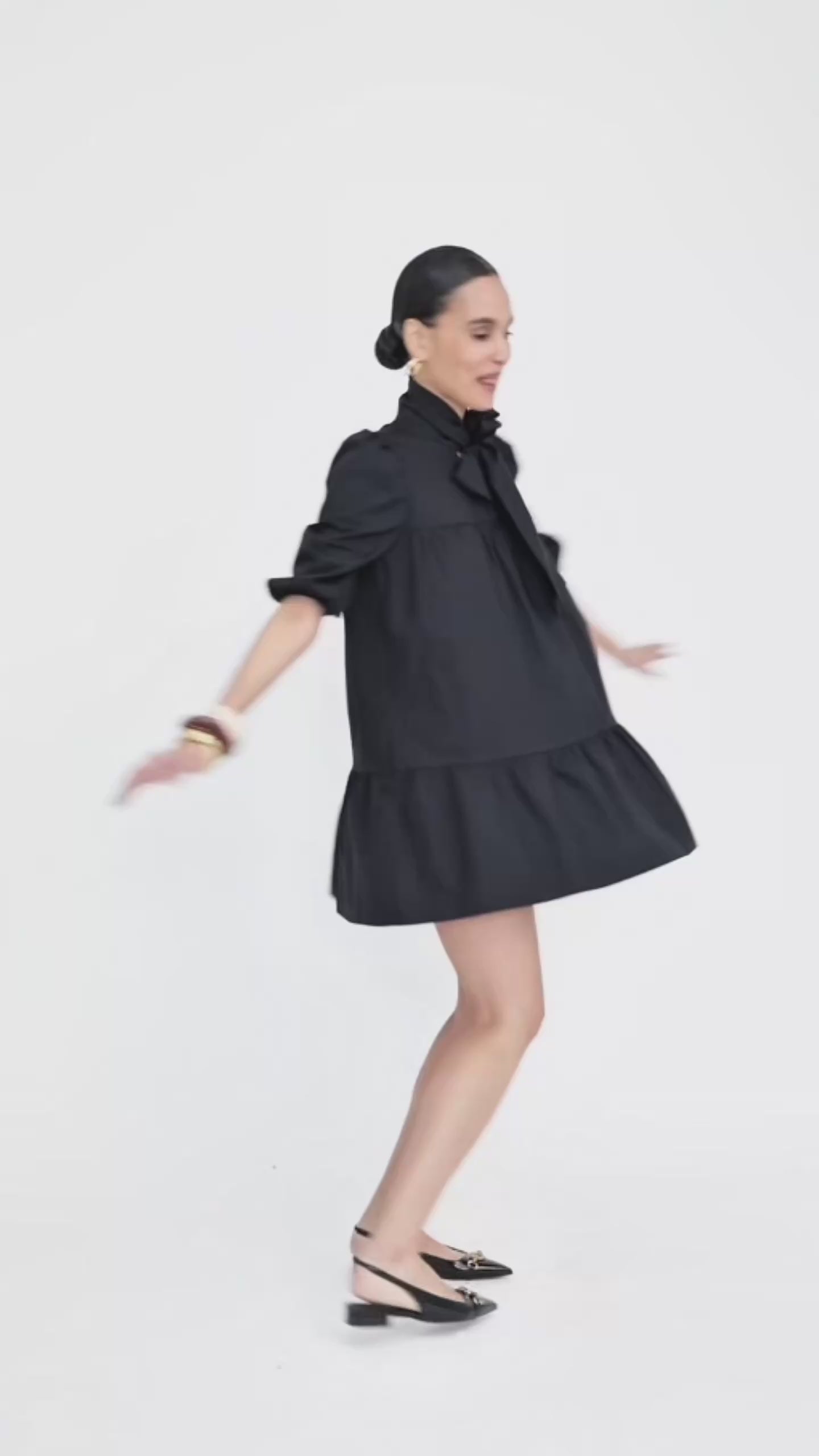 Abito corto con fiocco | Uncategorized da donna