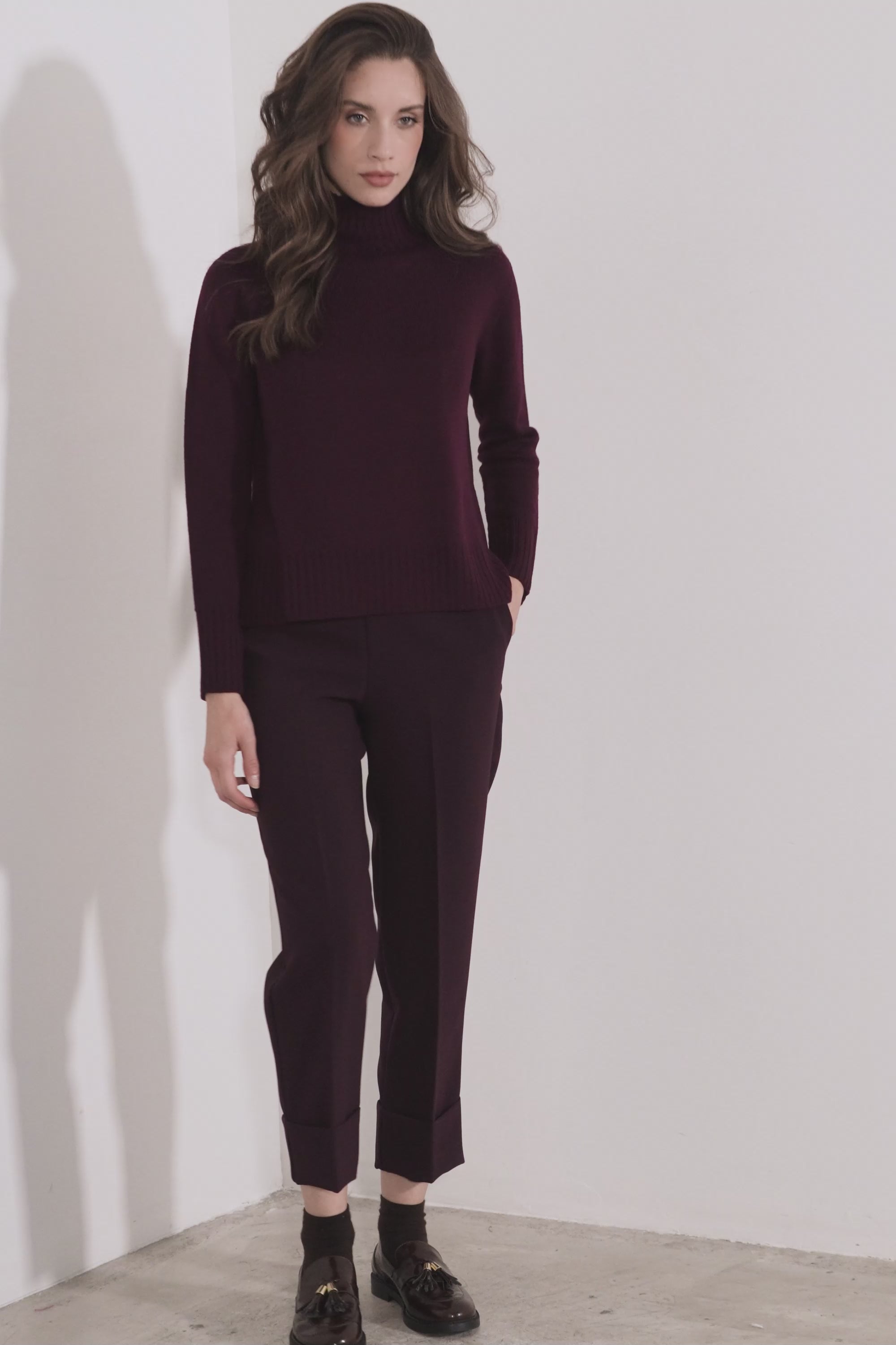 Maglia in pura lana a collo alto FRIENDLY SWEATER