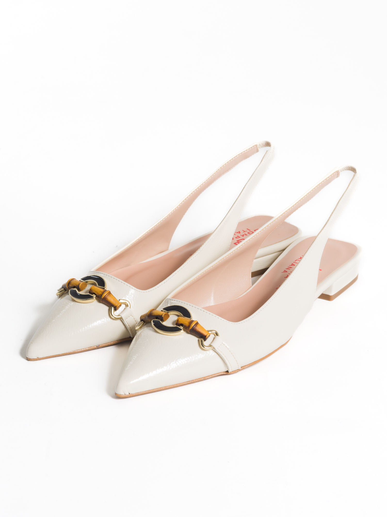 Slingback in vernice